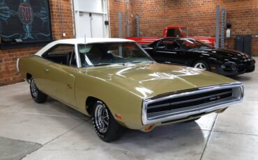 Unknown-Charger-1970-Gold-Black-12
