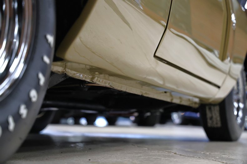 Unknown-Charger-1970-Gold-Black-13