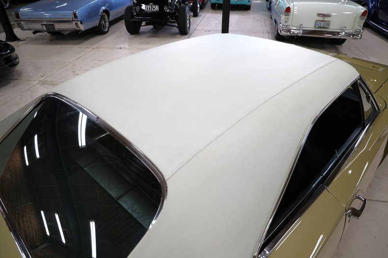 Unknown-Charger-1970-Gold-Black-17