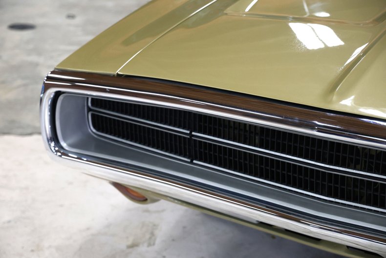 Unknown-Charger-1970-Gold-Black-21
