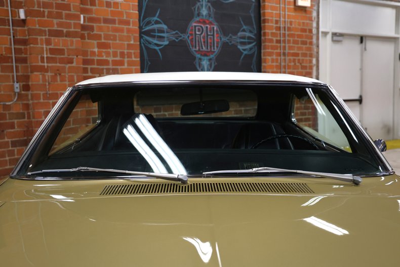 Unknown-Charger-1970-Gold-Black-28