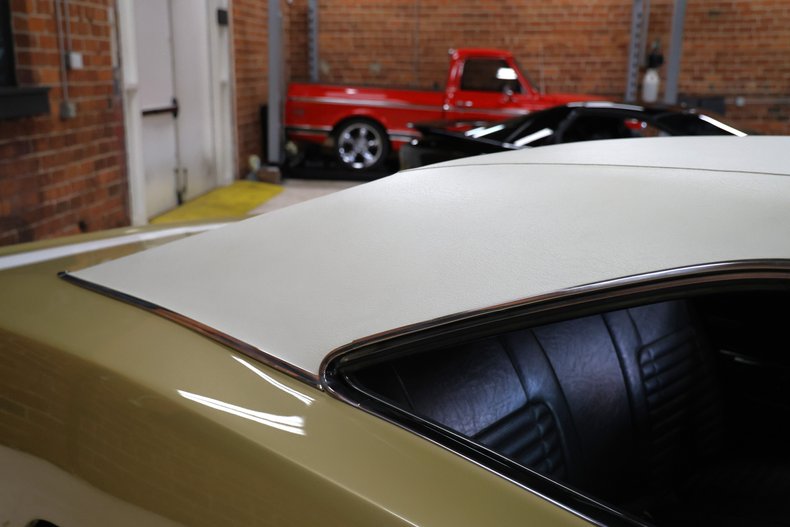 Unknown-Charger-1970-Gold-Black-40