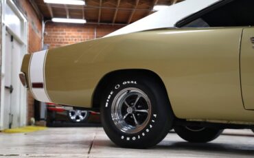 Unknown-Charger-1970-Gold-Black-43