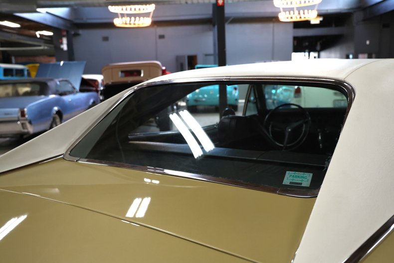 Unknown-Charger-1970-Gold-Black-49