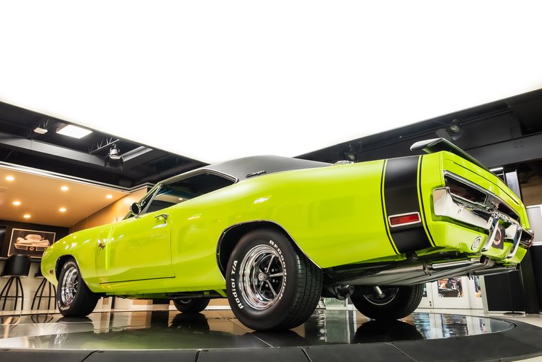 Unknown-Charger-1970-Limelight-Black-47