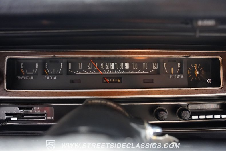 Unknown-Charger-1972-Hemi-Orange-Dover-White-15