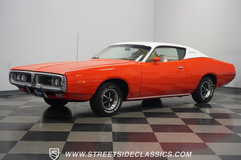 Unknown-Charger-1972-Hemi-Orange-Dover-White-17