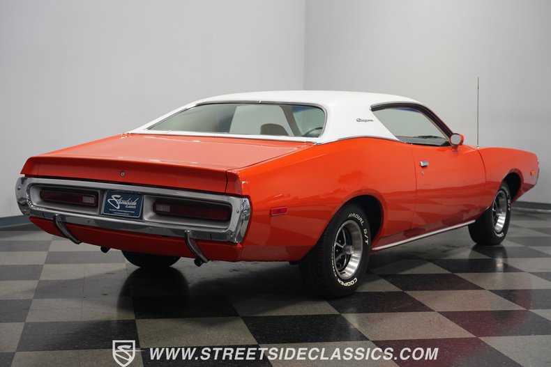Unknown-Charger-1972-Hemi-Orange-Dover-White-24