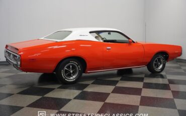 Unknown-Charger-1972-Hemi-Orange-Dover-White-26