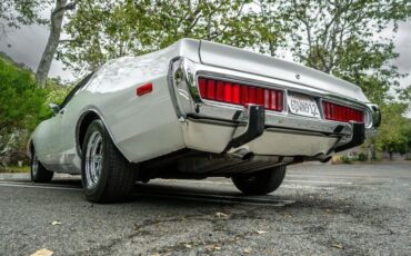 Unknown-Charger-1973-White-Black-19