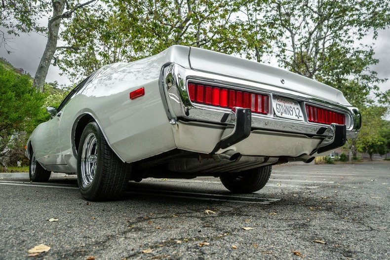 Unknown-Charger-1973-White-Black-19