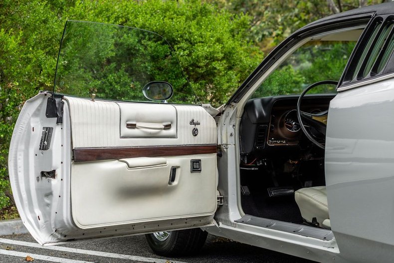Unknown-Charger-1973-White-Black-37
