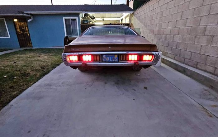 Unknown-Charger-1974-8