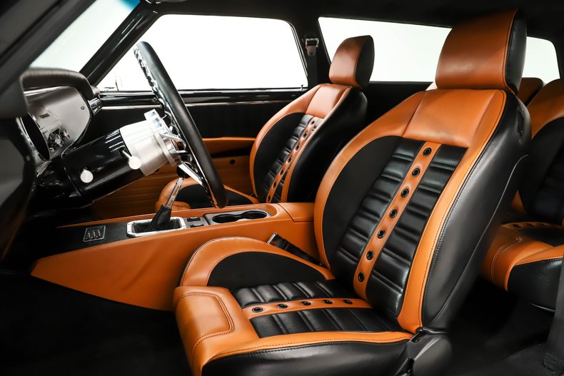 Unknown-Chevelle-1964-Ebony-Black-Saddle-13