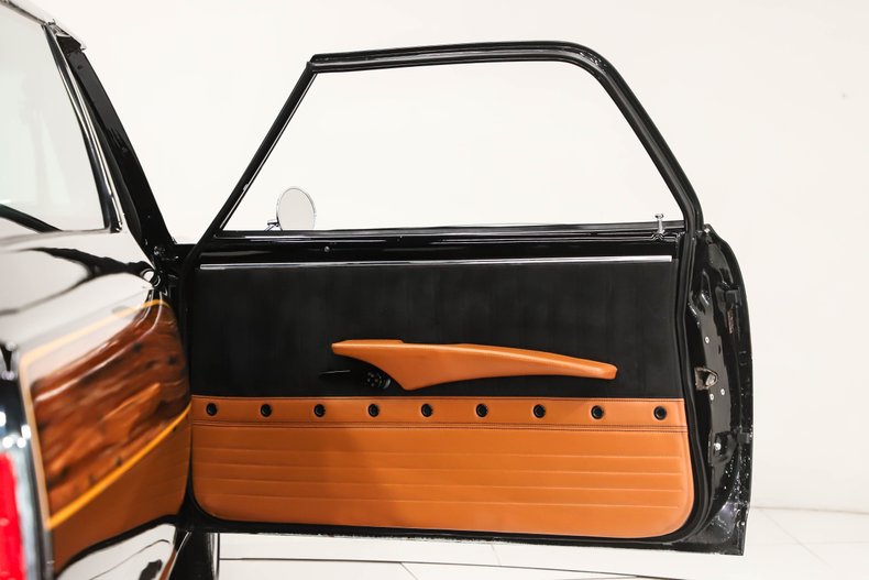 Unknown-Chevelle-1964-Ebony-Black-Saddle-41