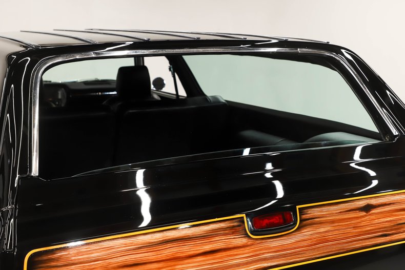 Unknown-Chevelle-1964-Ebony-Black-Saddle-49