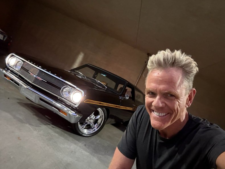 Unknown-Chevelle-1964-Ebony-Black-Saddle-7