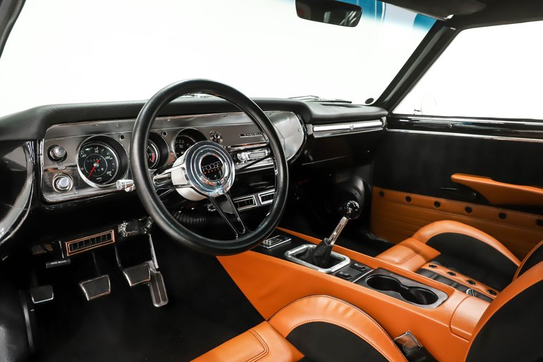 Unknown-Chevelle-1964-Ebony-Black-Saddle