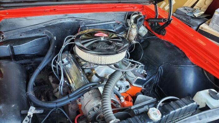 Unknown-Chevelle-1964-Red-Black-10
