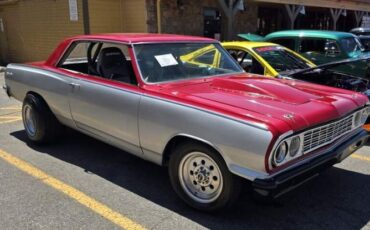 Unknown-Chevelle-1964-Red-Gray-11