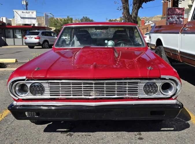 Unknown-Chevelle-1964-Red-Gray-12