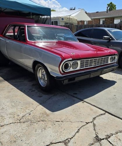 Unknown-Chevelle-1964-Red-Gray-2