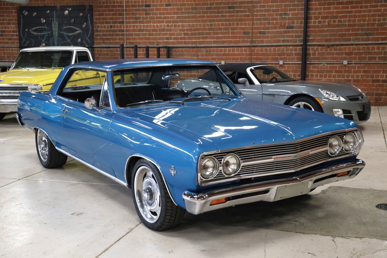 Unknown-Chevelle-1965-Blue-Metallic-Black-1
