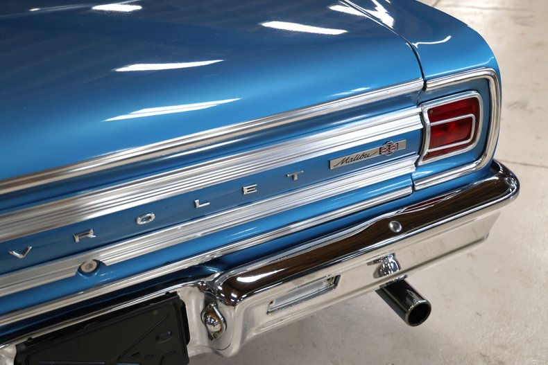 Unknown-Chevelle-1965-Blue-Metallic-Black-11