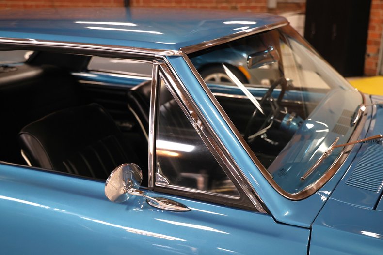 Unknown-Chevelle-1965-Blue-Metallic-Black-26