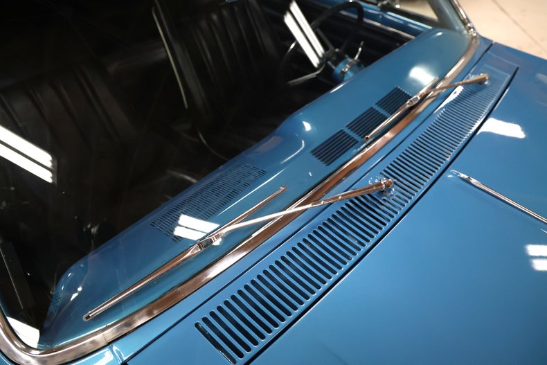 Unknown-Chevelle-1965-Blue-Metallic-Black-27