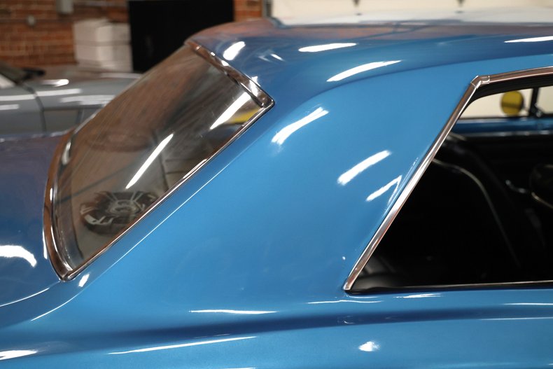 Unknown-Chevelle-1965-Blue-Metallic-Black-31
