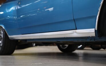 Unknown-Chevelle-1965-Blue-Metallic-Black-42