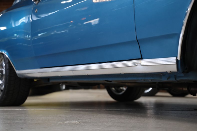 Unknown-Chevelle-1965-Blue-Metallic-Black-42