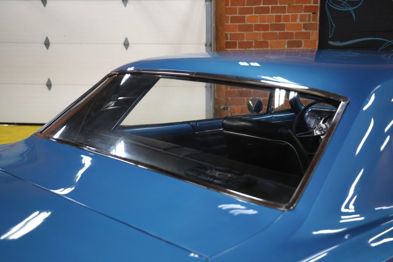 Unknown-Chevelle-1965-Blue-Metallic-Black-48