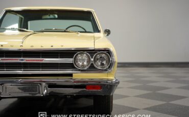 Unknown-Chevelle-1965-Butternut-Yellow-Black-17