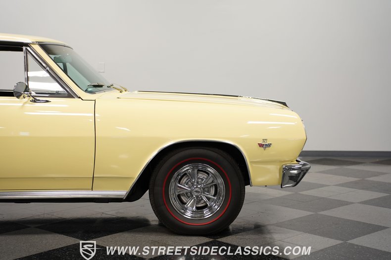 Unknown-Chevelle-1965-Butternut-Yellow-Black-27