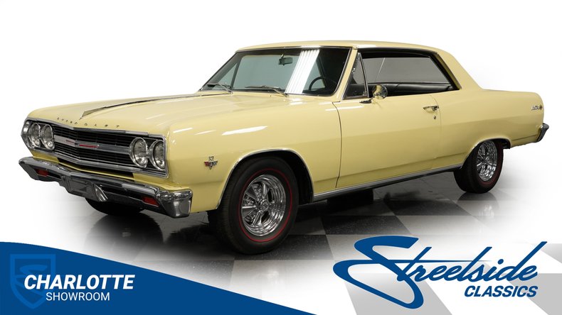 Unknown-Chevelle-1965-Butternut-Yellow-Black