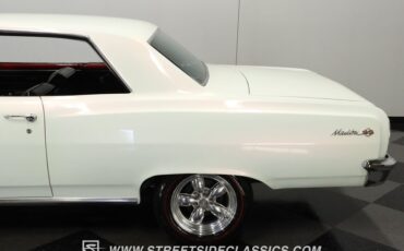 Unknown-Chevelle-1965-Pearl-White-Black-35