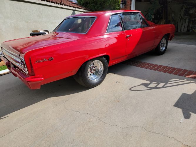 Unknown-Chevelle-1965-Red-1
