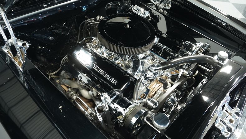 Unknown-Chevelle-1966-Black-Black-36