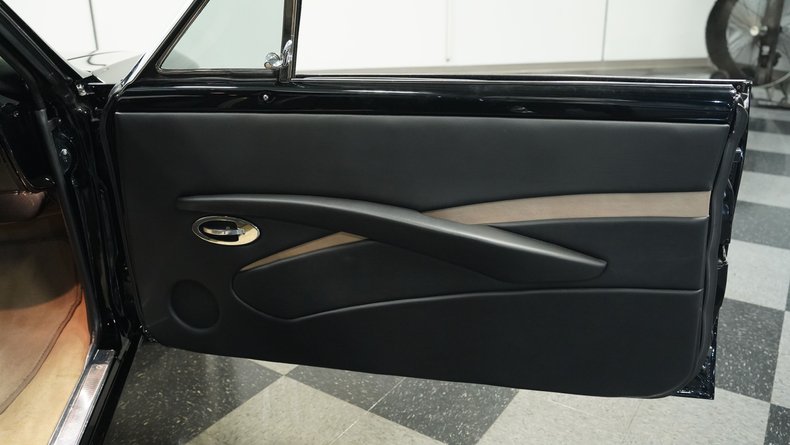 Unknown-Chevelle-1966-Black-Black-48