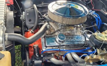 Unknown-Chevelle-1966-Blue-White-10