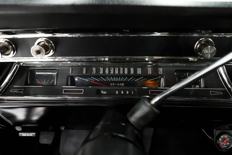 Unknown-Chevelle-1966-Chateau-Slate-Black-21