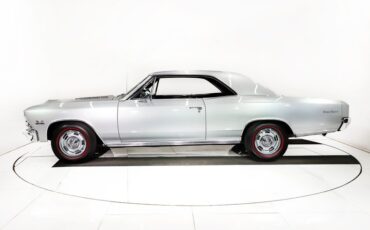 Unknown-Chevelle-1966-Chateau-Slate-Black-39