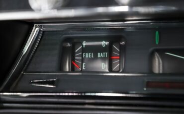 Unknown-Chevelle-1966-Cortez-Silver-Black-35