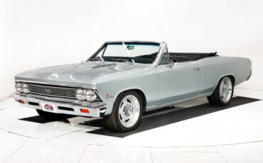 Unknown-Chevelle-1966-Cortez-Silver-Black-37
