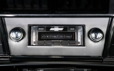 Unknown-Chevelle-1966-Cortez-Silver-Black-43
