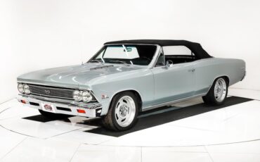Unknown-Chevelle-1966-Cortez-Silver-Black-8