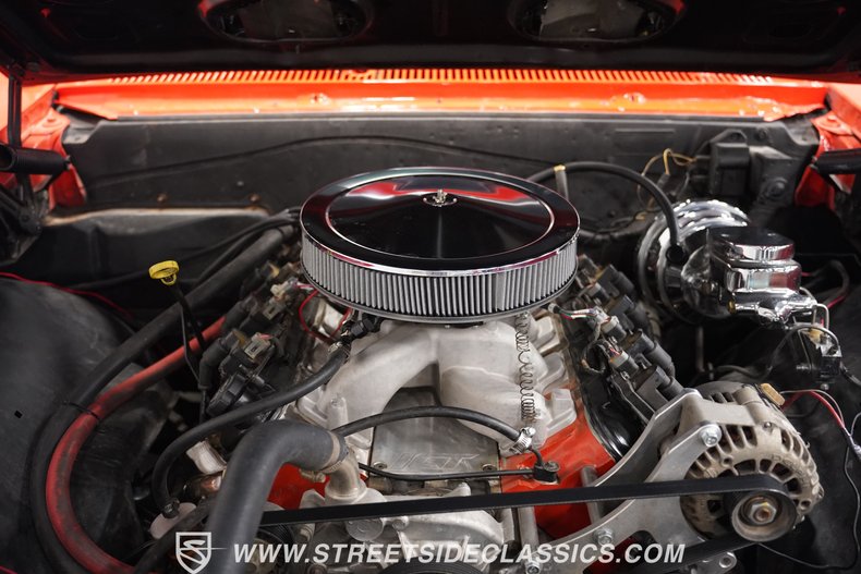 Unknown-Chevelle-1966-Hugger-Orange-Black-1