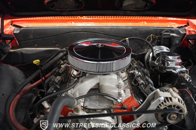Unknown-Chevelle-1966-Hugger-Orange-Black-41